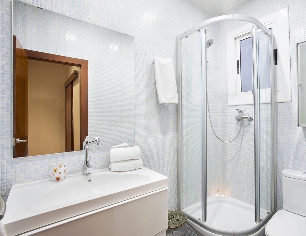 Apartments Barcelona & Home Deco Viladomat Exterior foto
